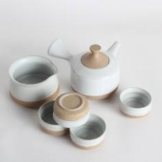 陶瓷、漆器、玻璃、木器、竹器、水泥、皮、紙、手作產(chǎn)品